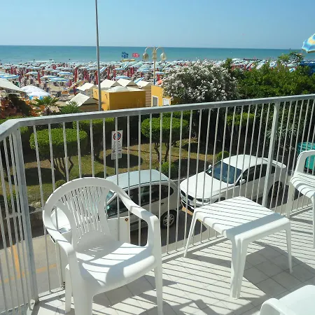 Lägenhet Centro Commerciale Lido di Jesolo