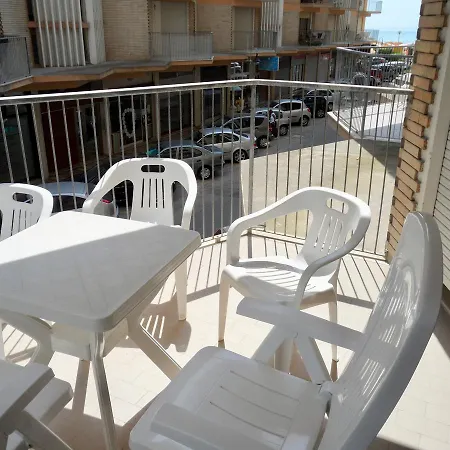 Centro Commerciale Apartament